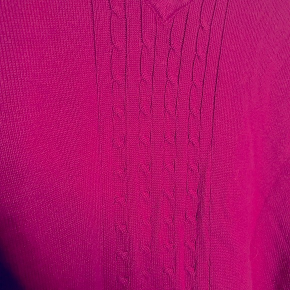 Fuchsia sweater with a faux white shirt detail - Picture 5 of 5